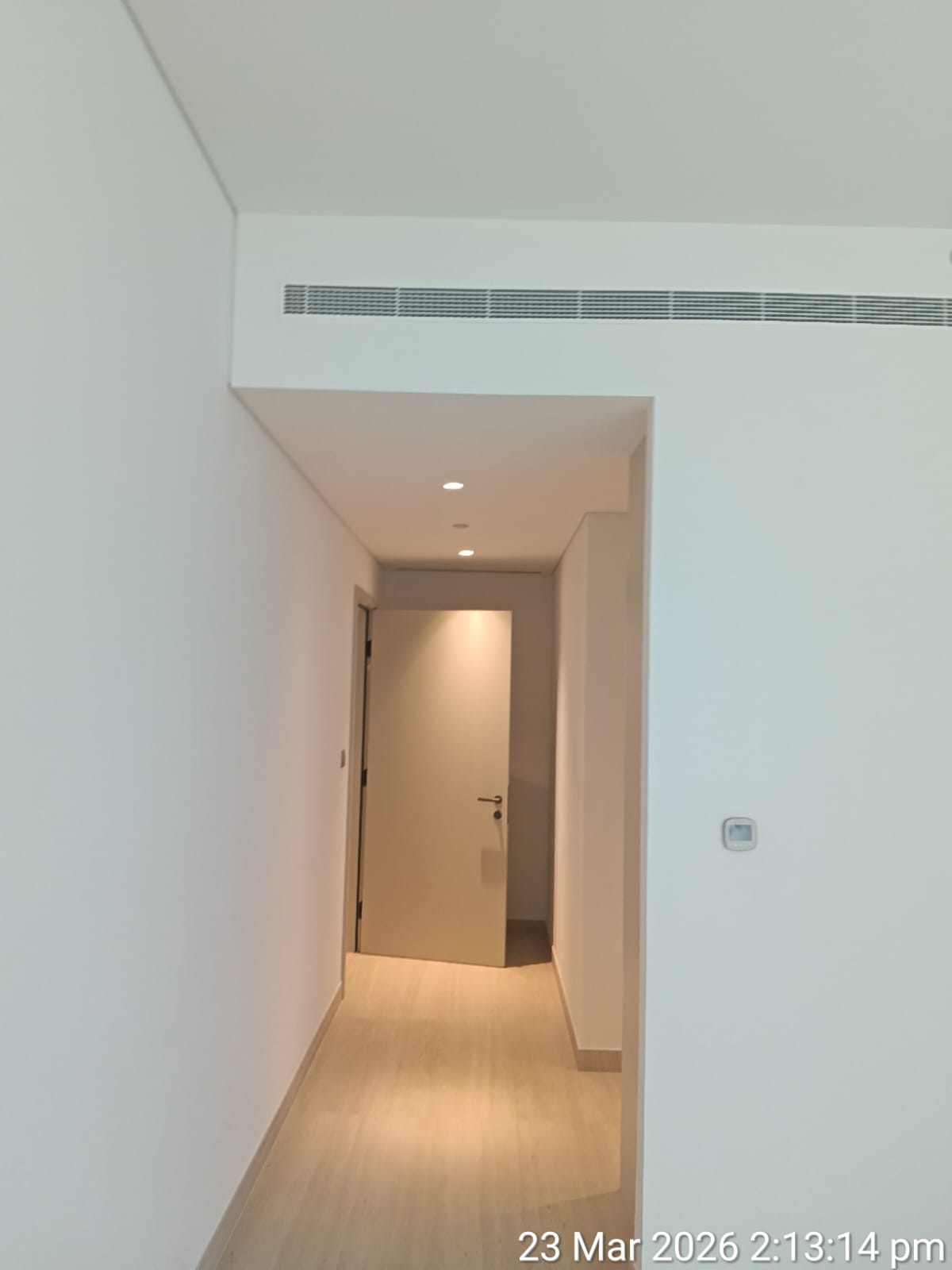 Long-span ceiling run