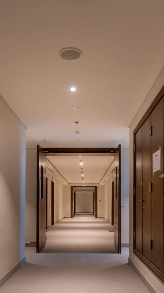Ceiling service detail